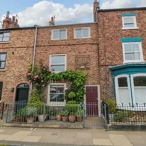 5 College Square Holiday home